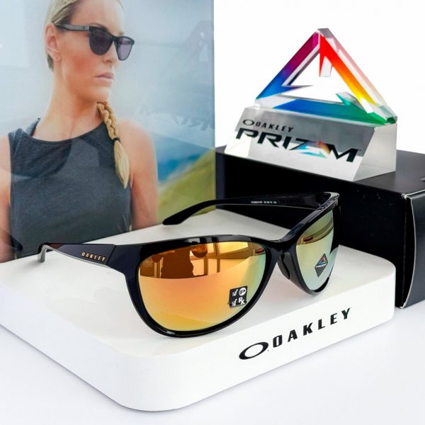 oakley-pasque-1